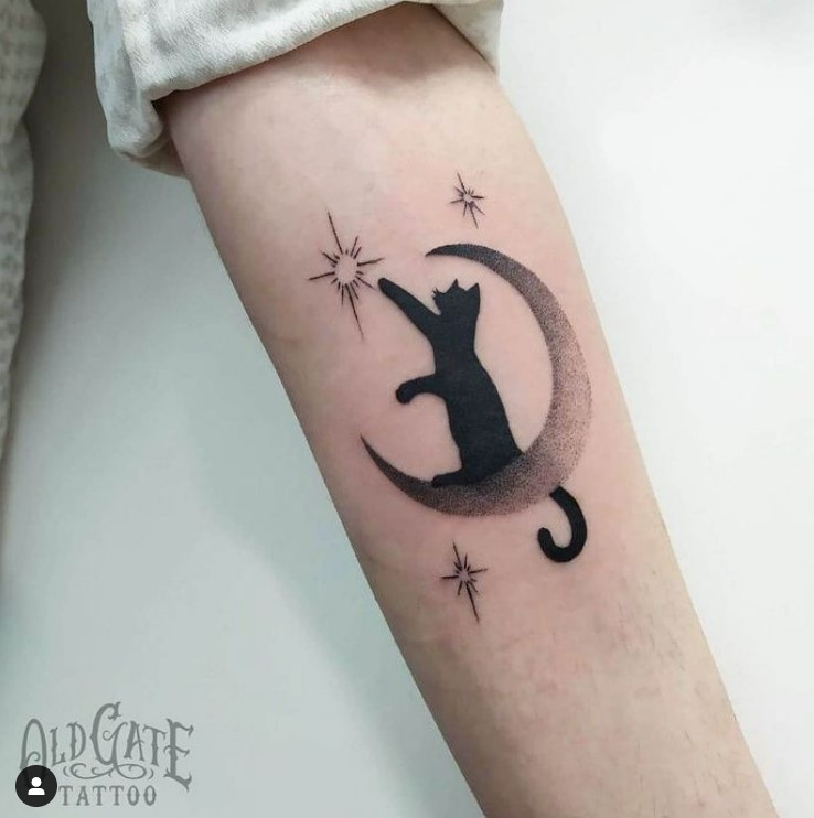 tatuaggi piccoli donna braccio