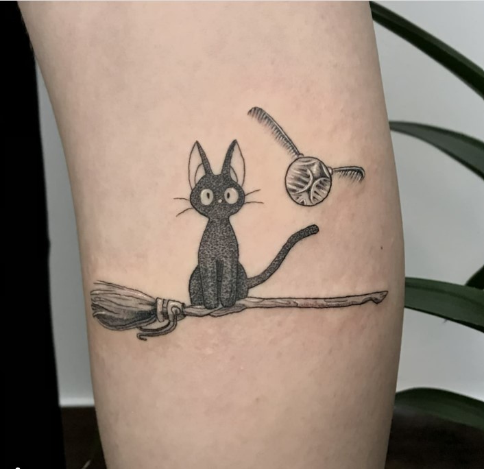 tattoo gatto stilizzato