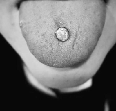 piercing lingua